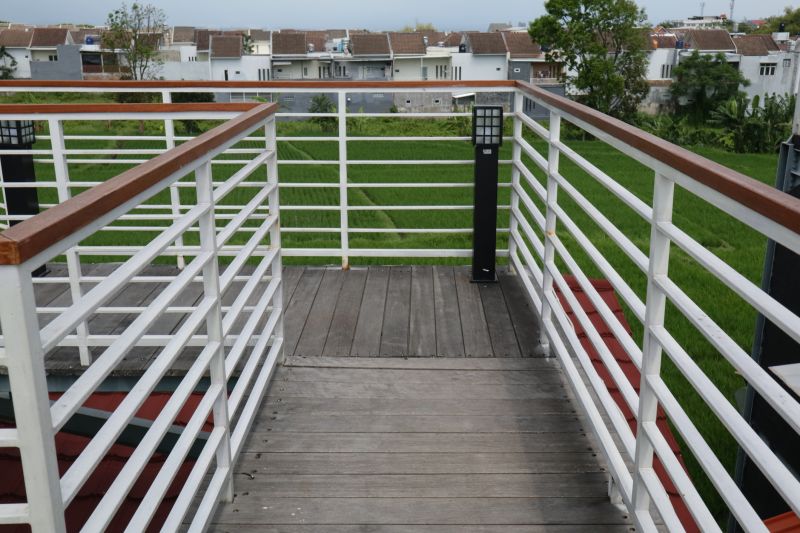 Railings and Safety Features